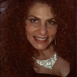 Meet your Posher, Paula